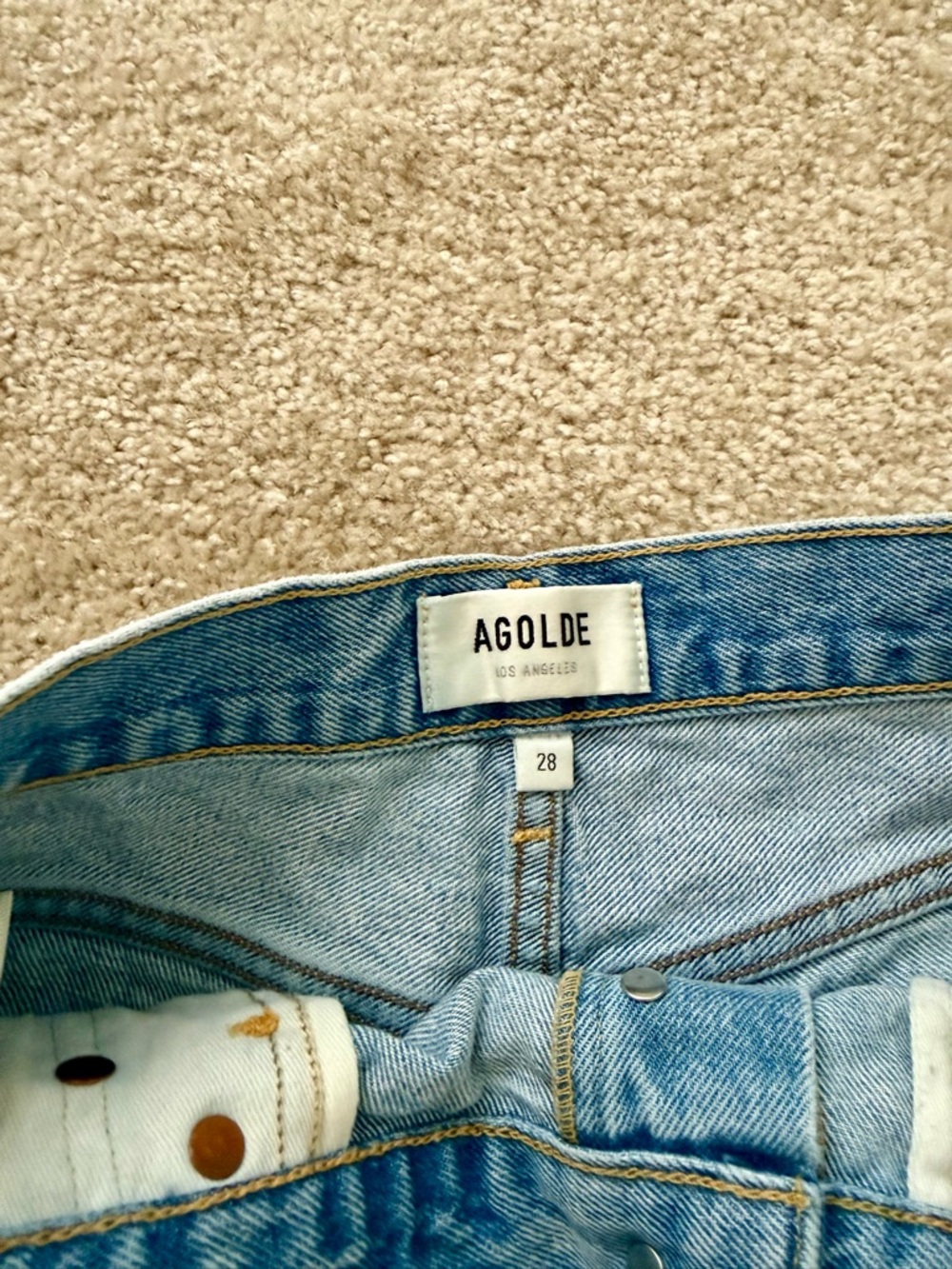 AGOLDE Parker Vintage Cut Off Shorts - Picture 7 of 14